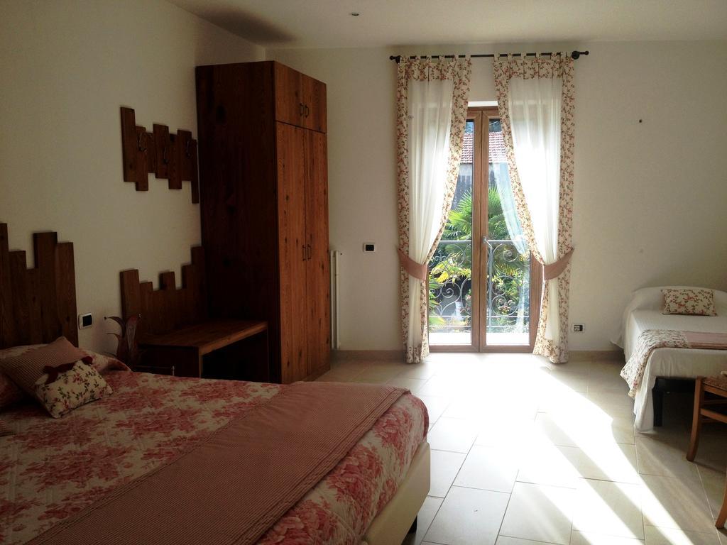 Crotto Regina Otel Gravedona Oda fotoğraf